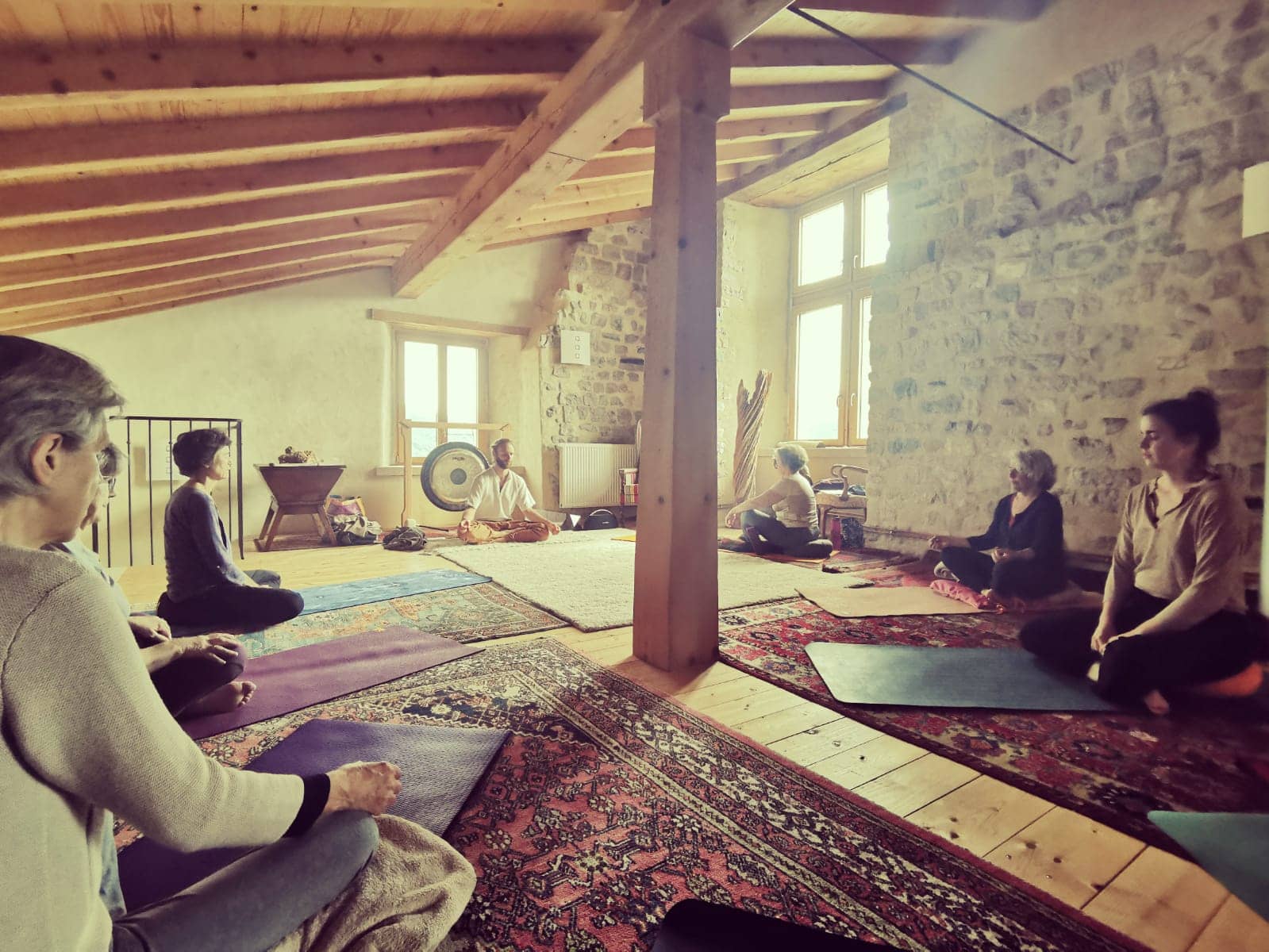 Pratique de la méditation lors des séjour retraite de yoga dans la Drôme